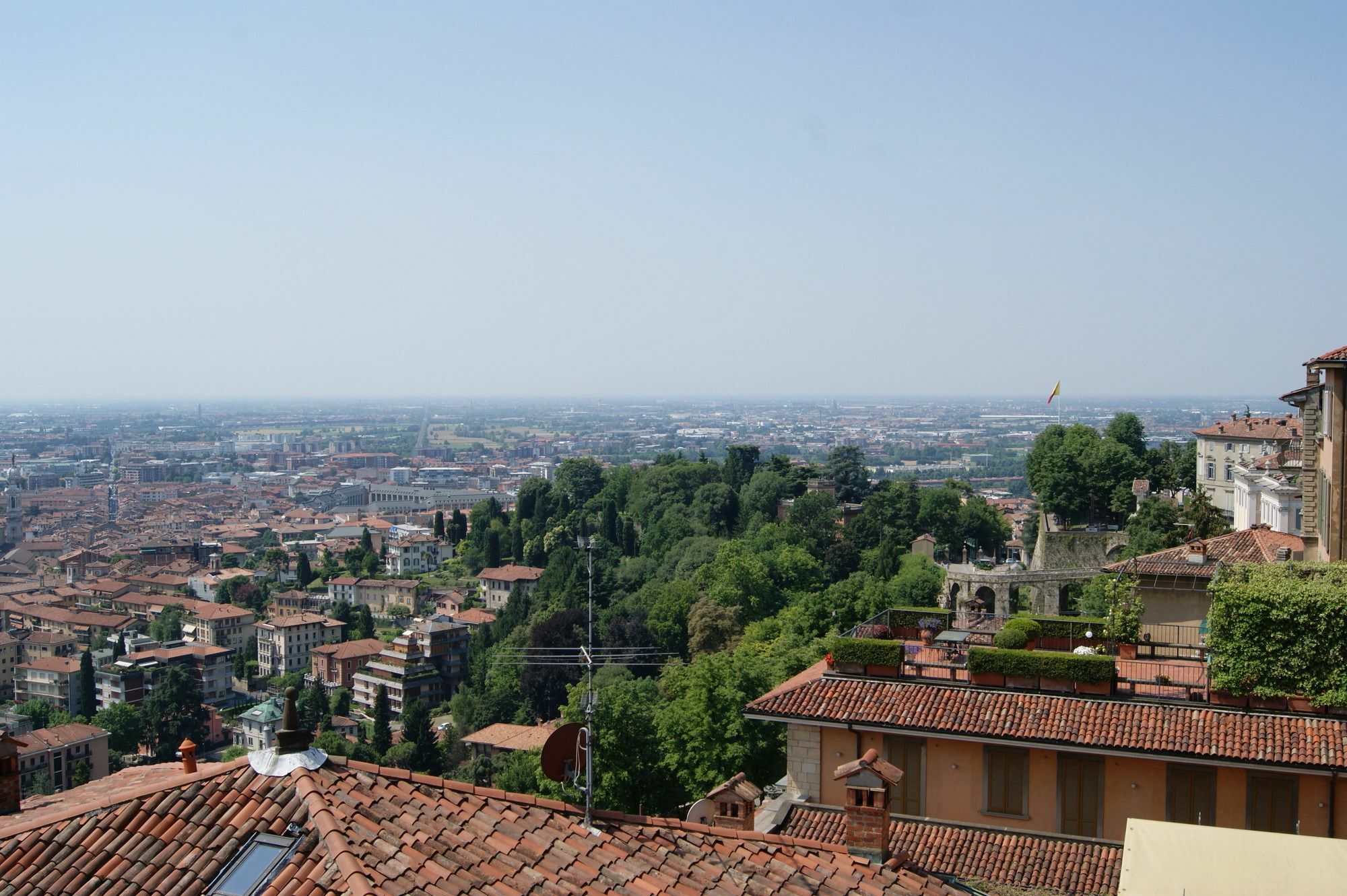 Hotel La Luna Blu In Old Town Bergamo Exteriér fotografie