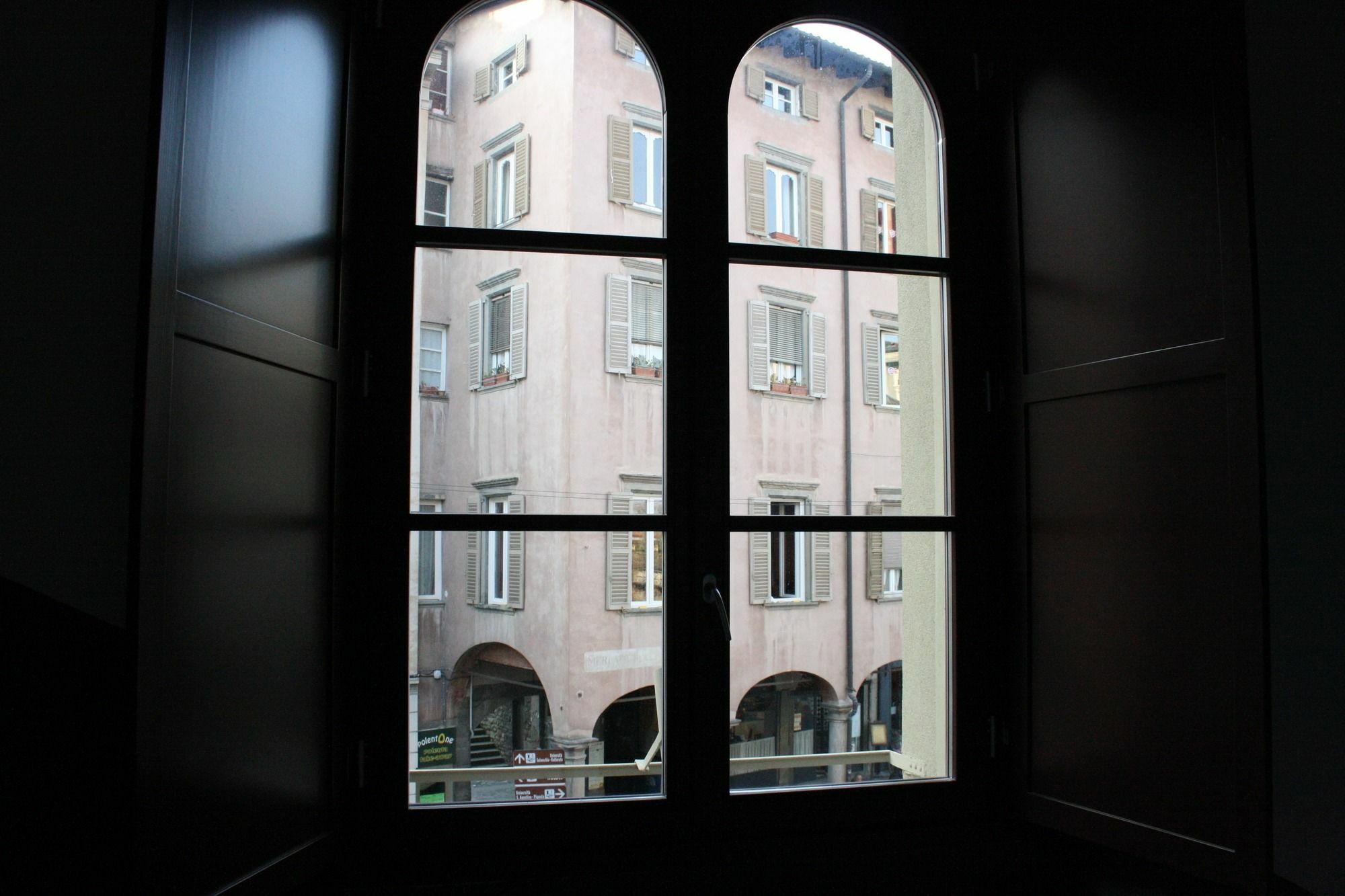 Hotel La Luna Blu In Old Town Bergamo Exteriér fotografie